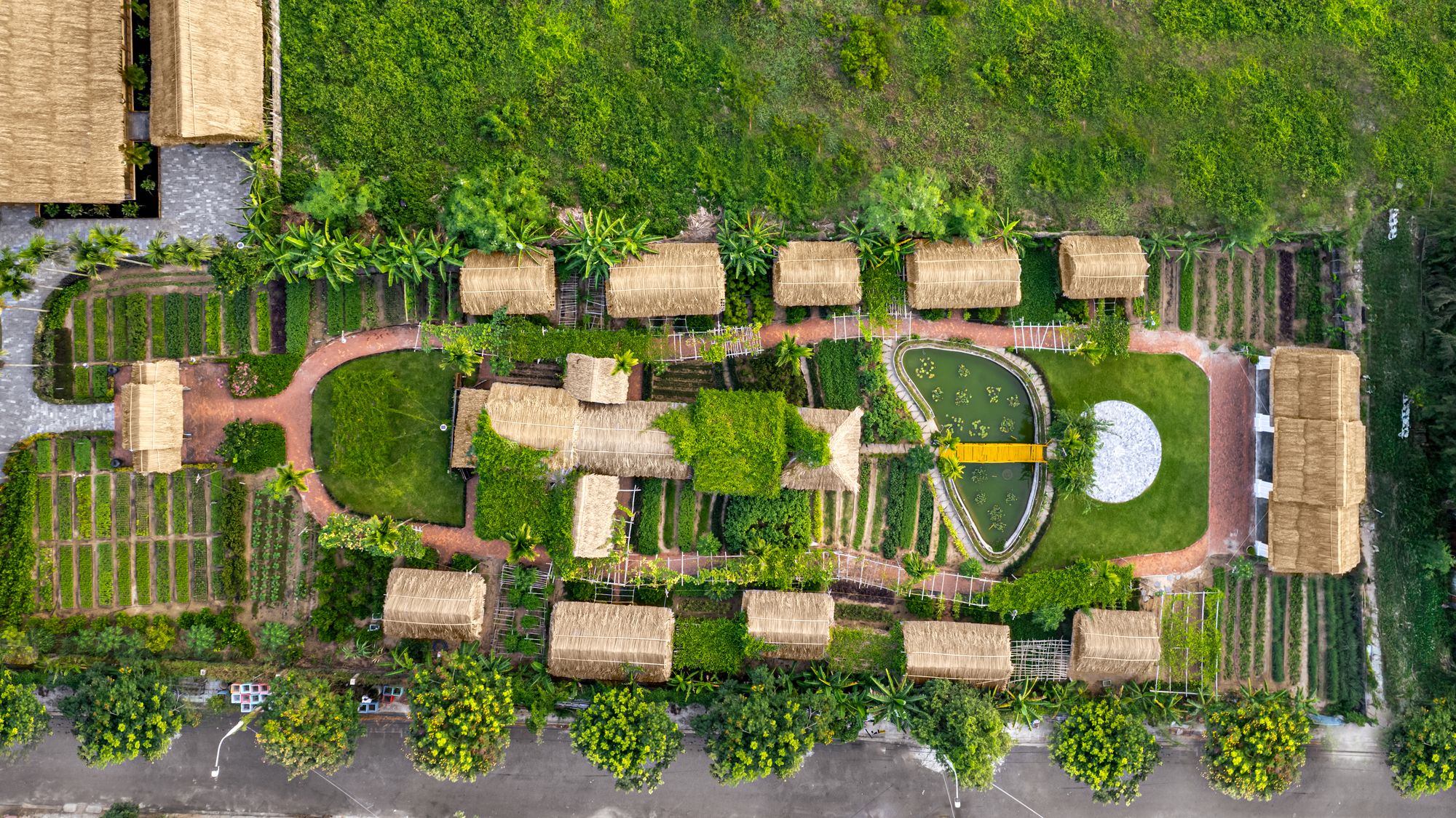 Caman Village nhìn từ trên cao